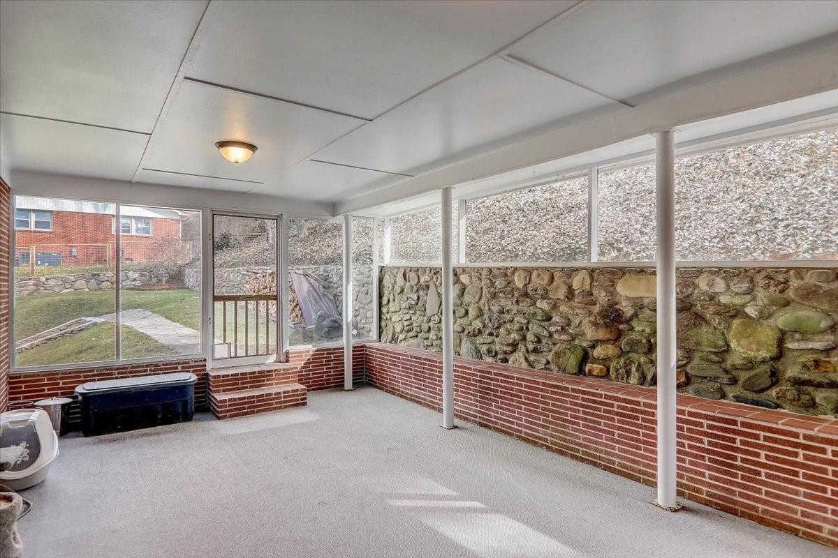 78 Haywood Drive Canton NC 28716