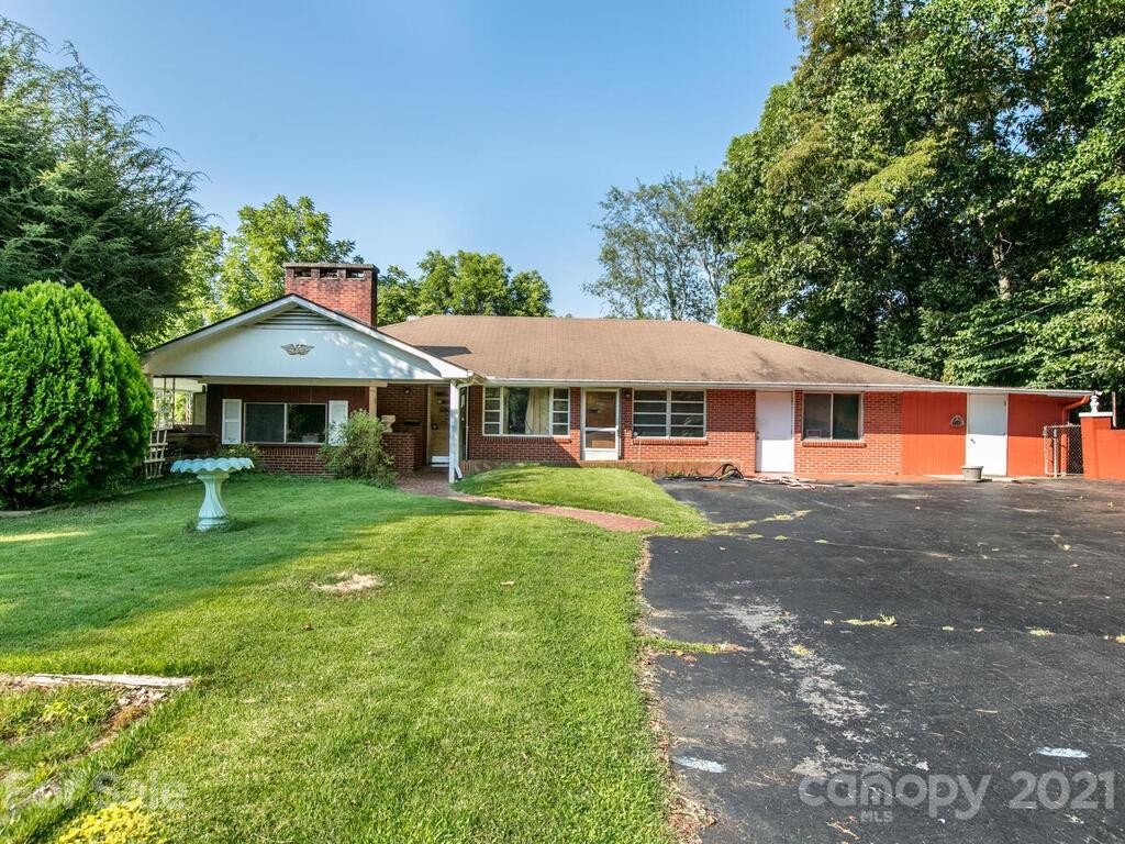643 Monte Vista Road Candler NC 28715