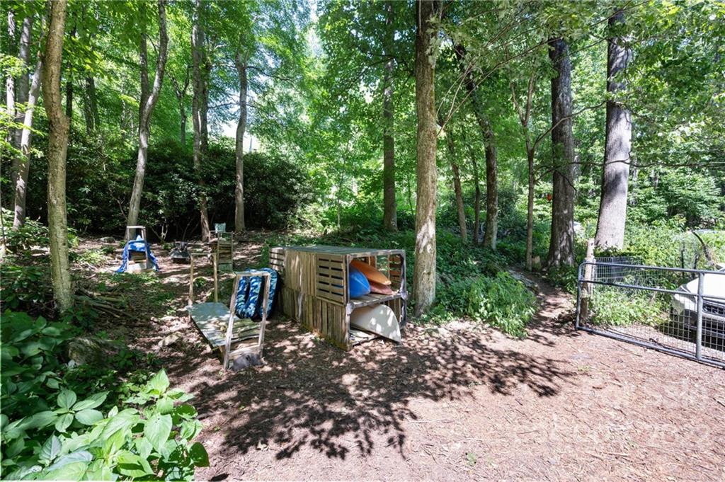 1285 Upper Browns Creek Road Burnsville NC 28714