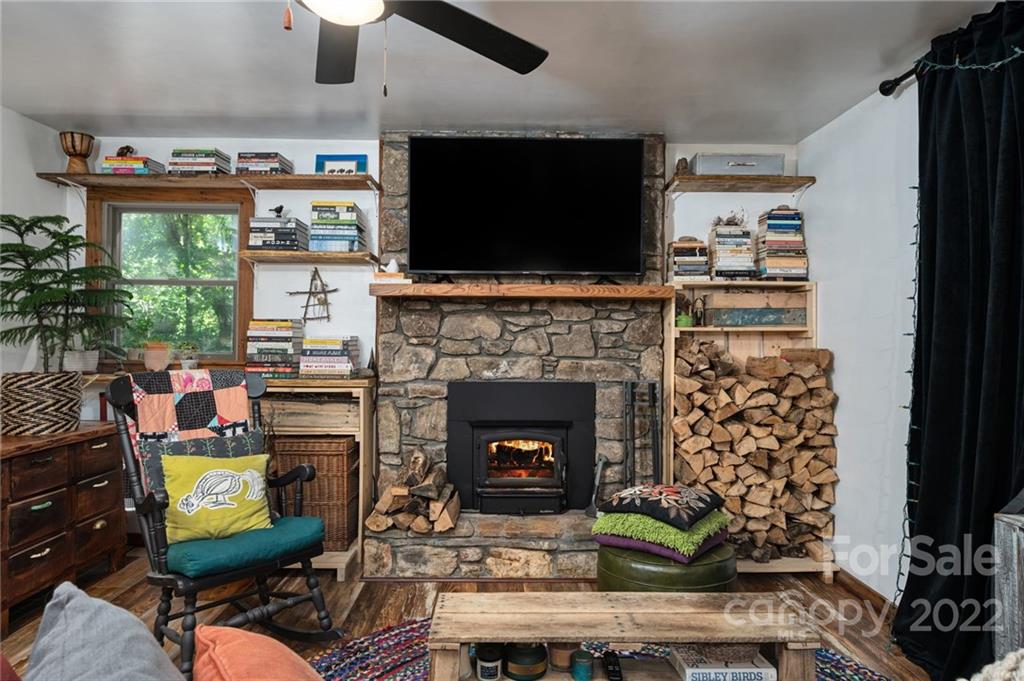 1285 Upper Browns Creek Road Burnsville NC 28714