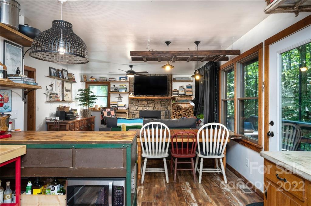 1285 Upper Browns Creek Road Burnsville NC 28714