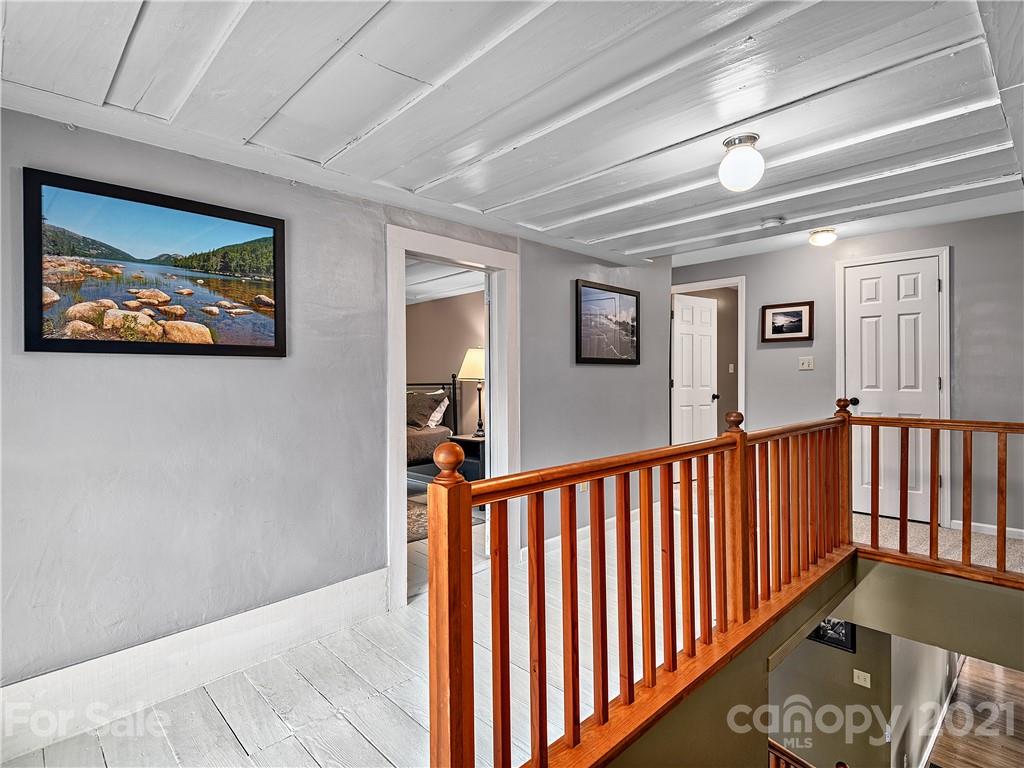 105 Rice Branch Road Asheville NC 28804