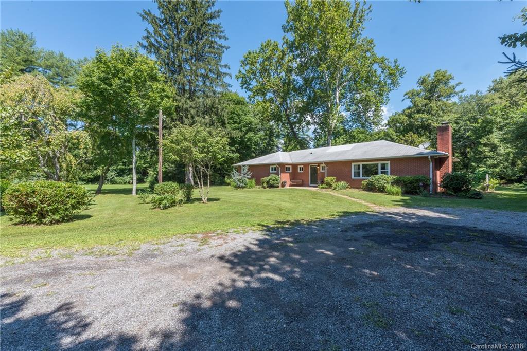 402 Blue Ridge Road, Black Mountain NC Real Estate Listing MLS Car3417313