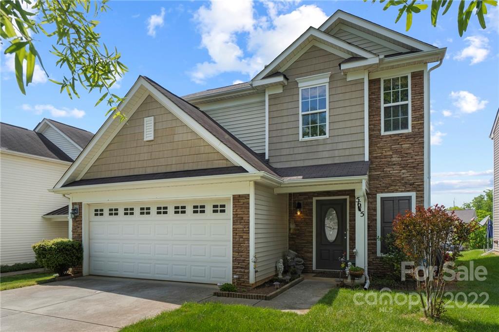 5615 Wyalong Drive Charlotte NC 28227