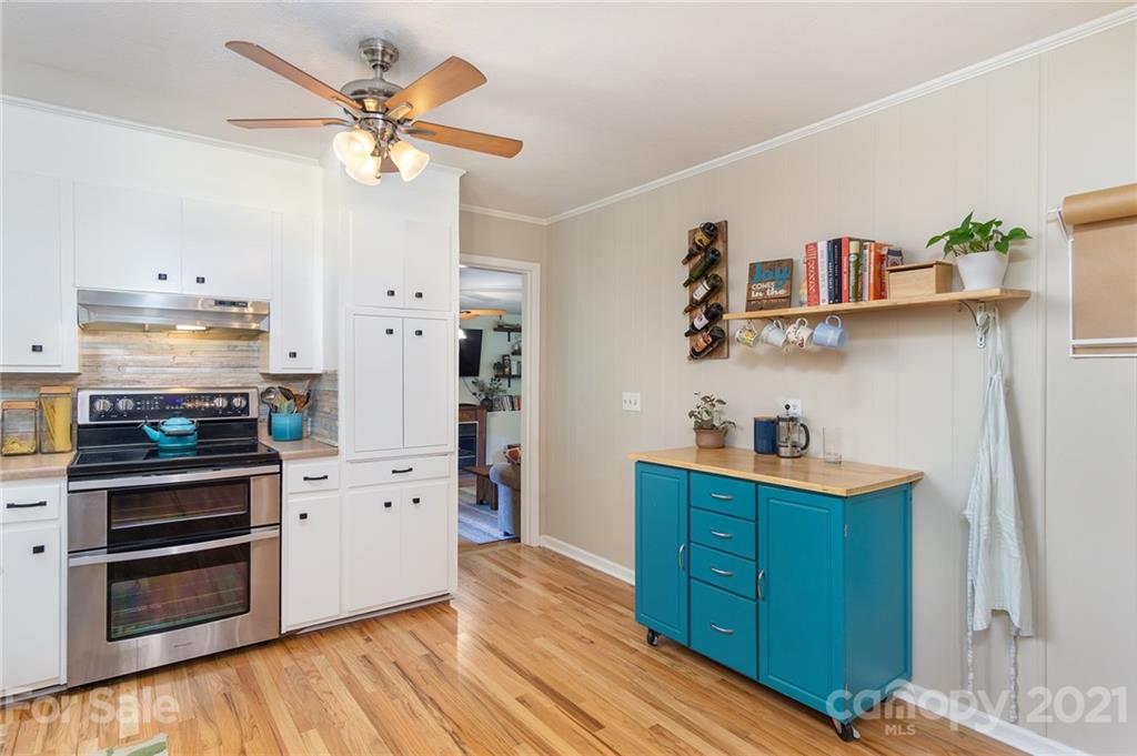 135 Griggs Road Old Fort NC 28762