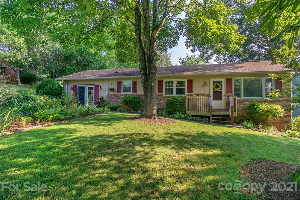 135 Griggs Road Old Fort NC 28762
