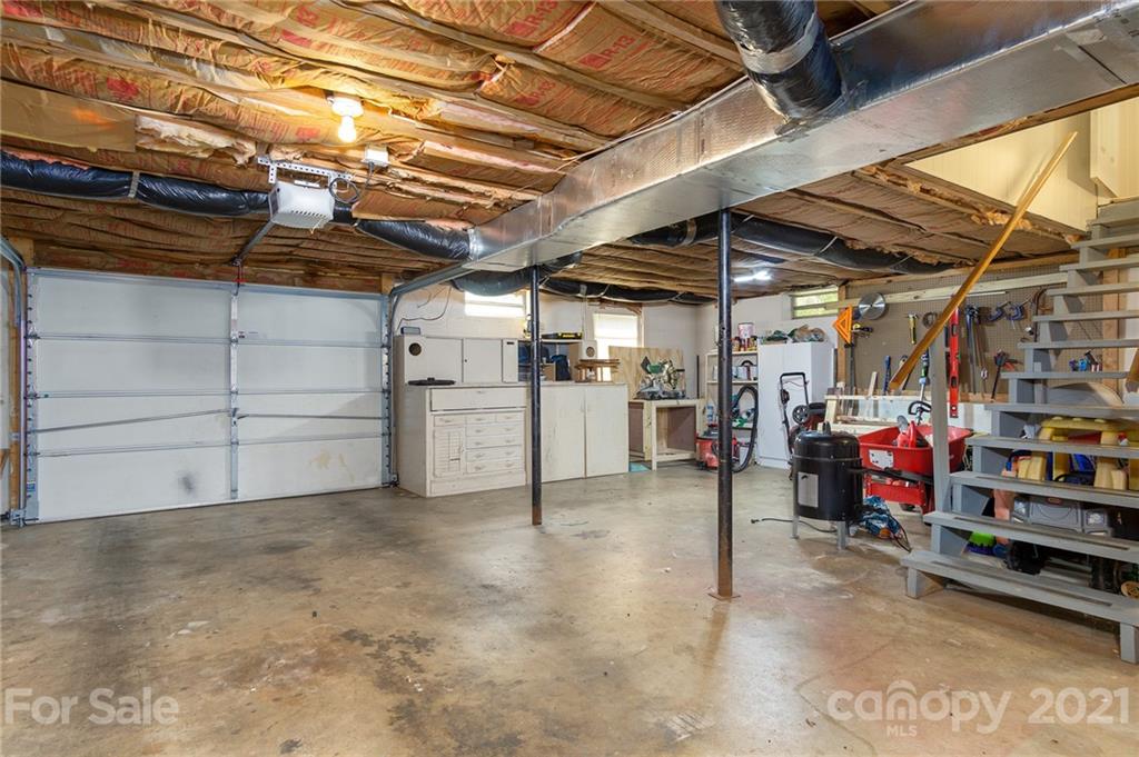 135 Griggs Road Old Fort NC 28762