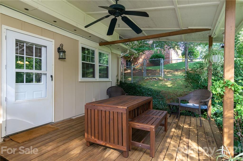 135 Griggs Road Old Fort NC 28762