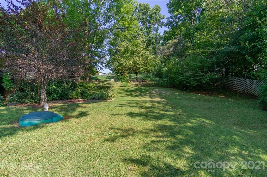 135 Griggs Road Old Fort NC 28762