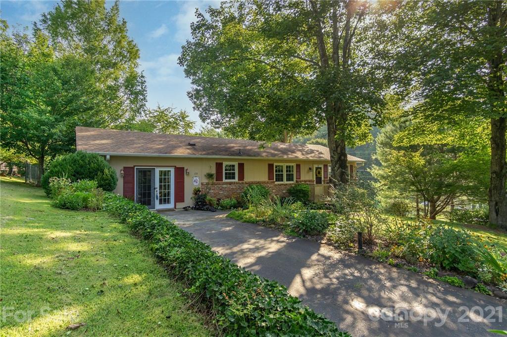 135 Griggs Road Old Fort NC 28762