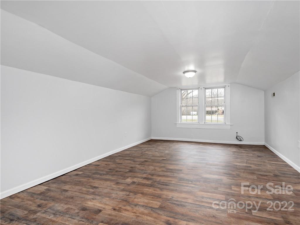280 Oak Hill Road Candler NC 28715