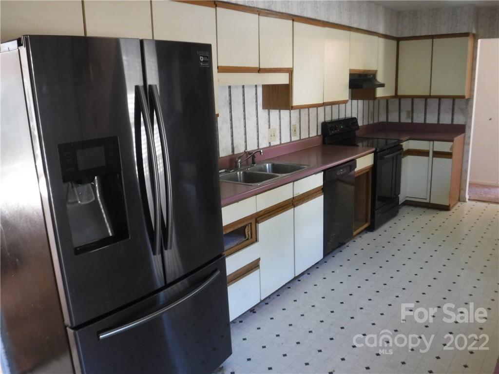 727 Monte Vista Road Candler NC 28715
