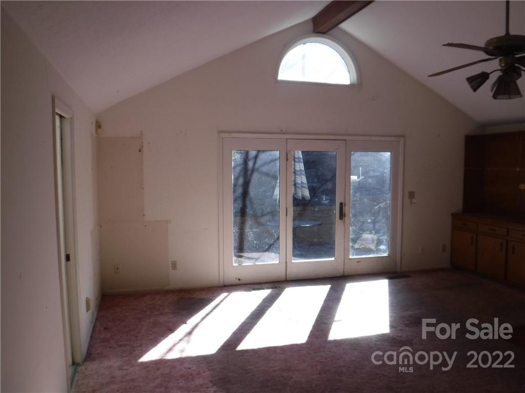 727 Monte Vista Road Candler NC 28715