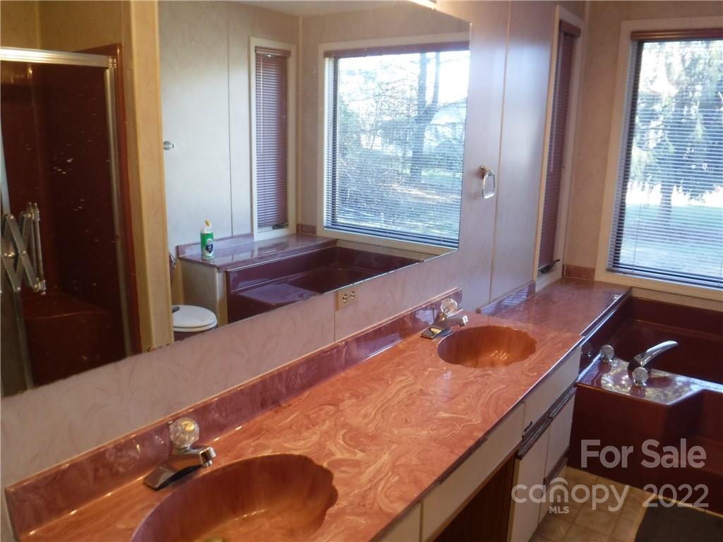 727 Monte Vista Road Candler NC 28715