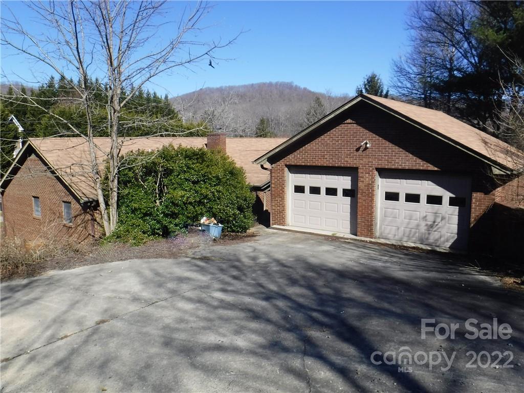 727 Monte Vista Road Candler NC 28715