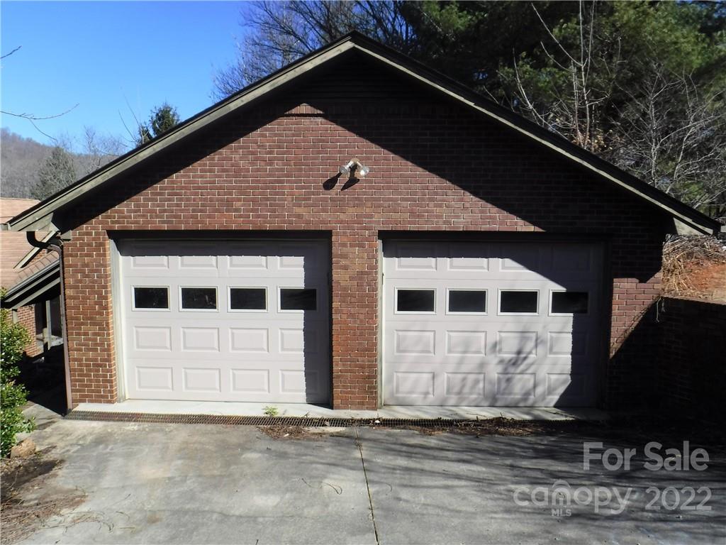 727 Monte Vista Road Candler NC 28715