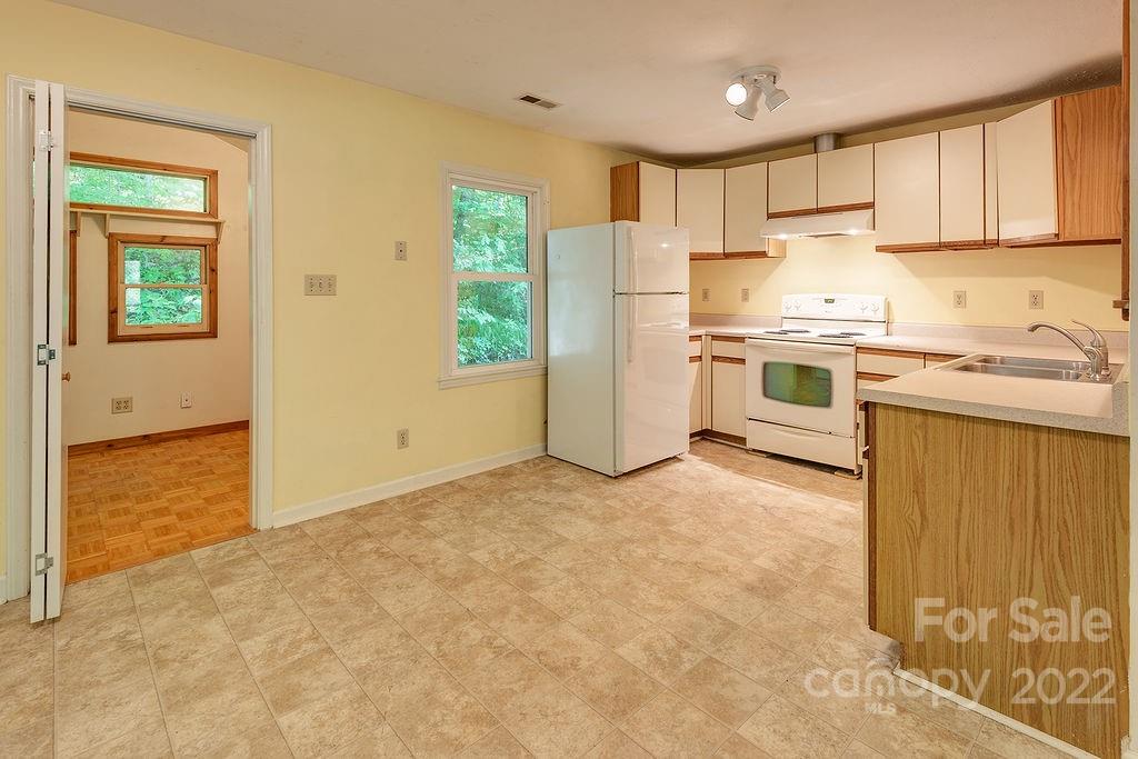 50 Lawterdale Road Asheville NC 28804