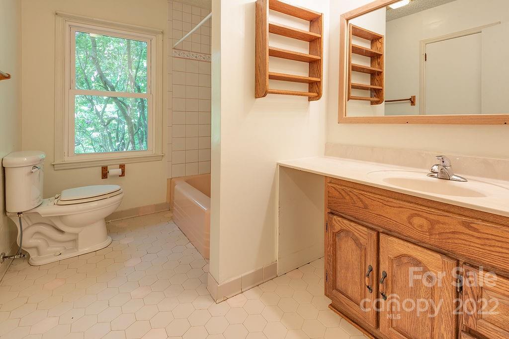 50 Lawterdale Road Asheville NC 28804