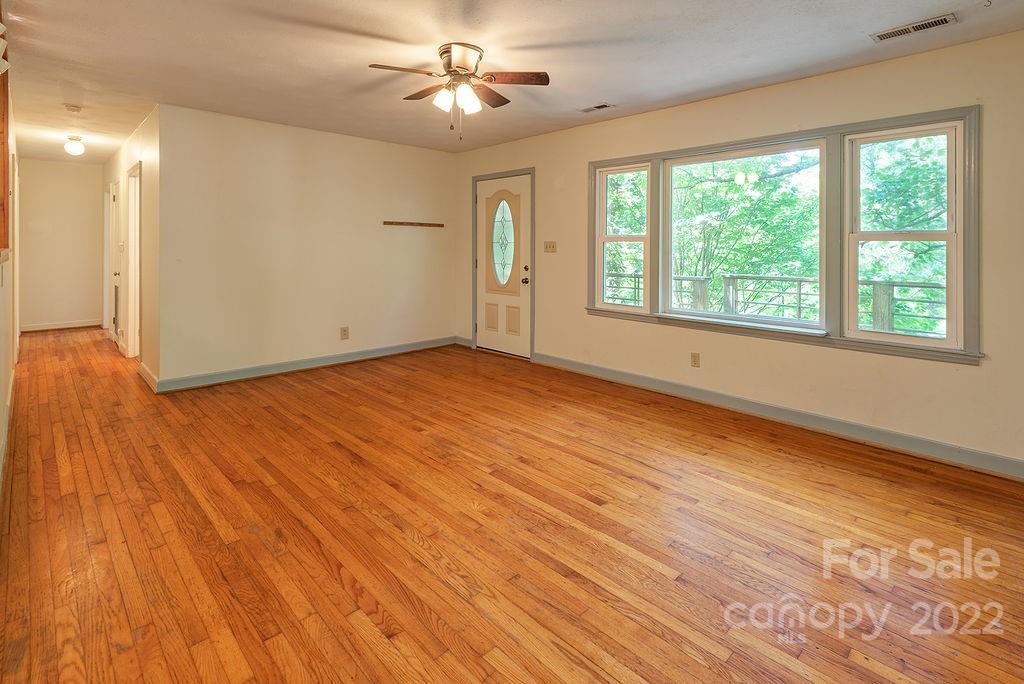 50 Lawterdale Road Asheville NC 28804