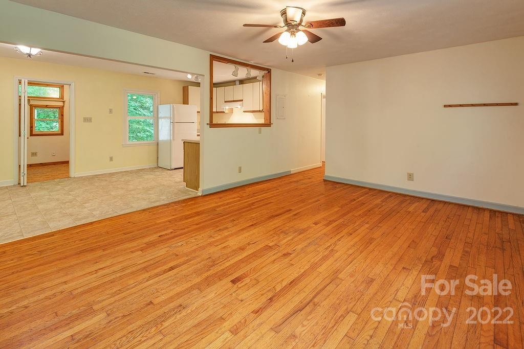 50 Lawterdale Road Asheville NC 28804