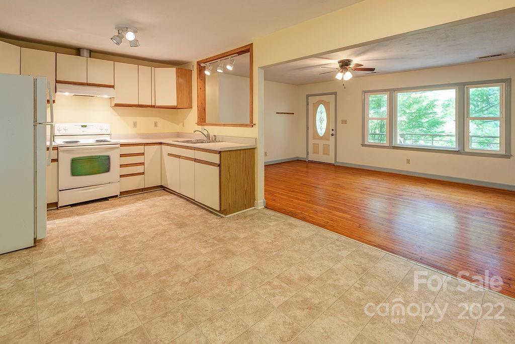 50 Lawterdale Road Asheville NC 28804