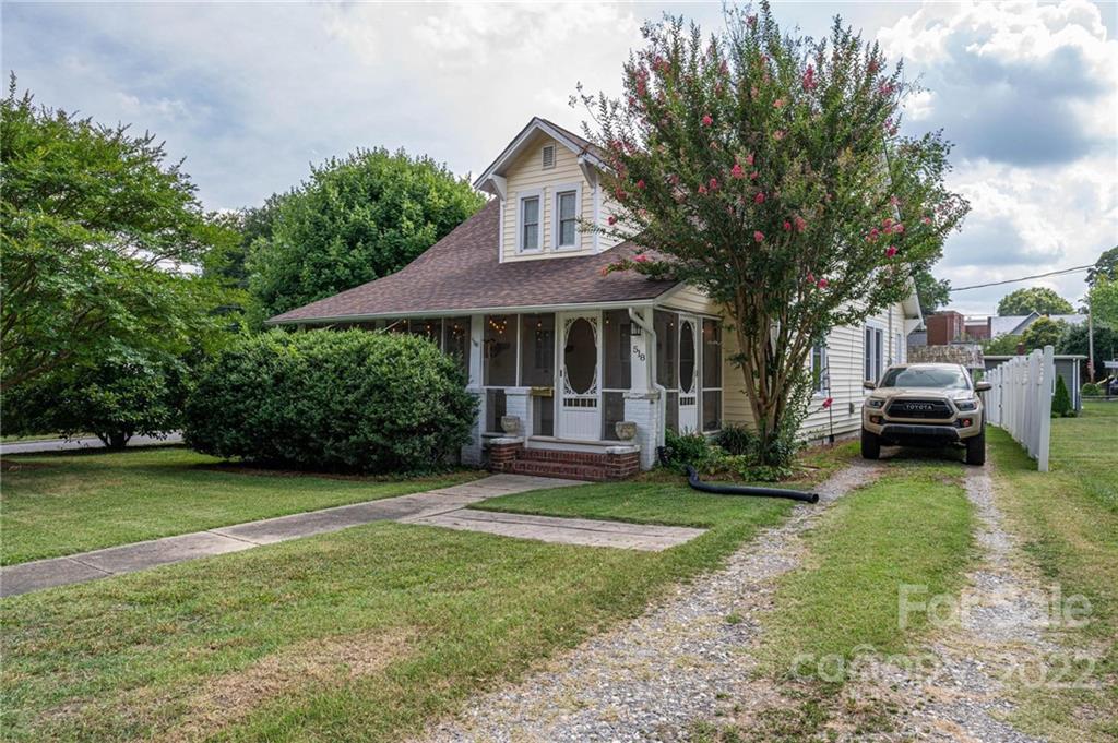 518 S Poplar Street Lincolnton NC 28092