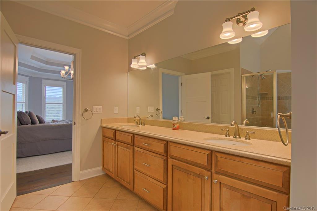 61 Mcintyre Drive Asheville NC 28803