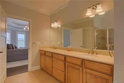 61 Mcintyre Drive Asheville NC 28803