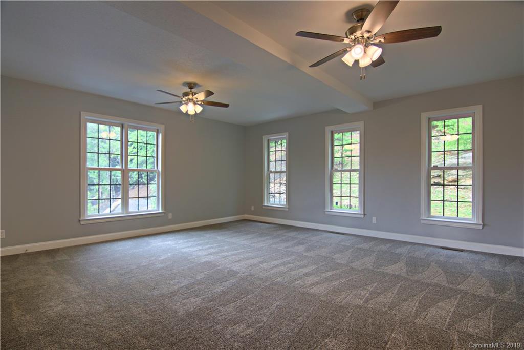 61 Mcintyre Drive Asheville NC 28803