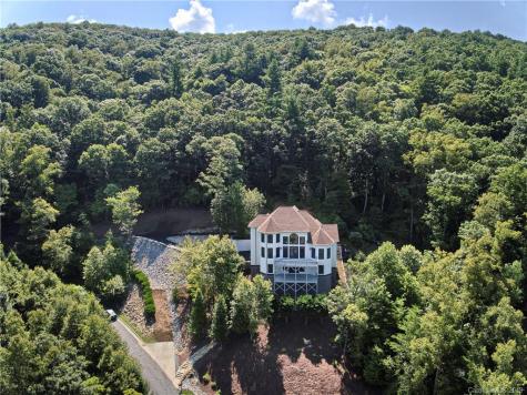 61 Mcintyre Drive Asheville NC 28803