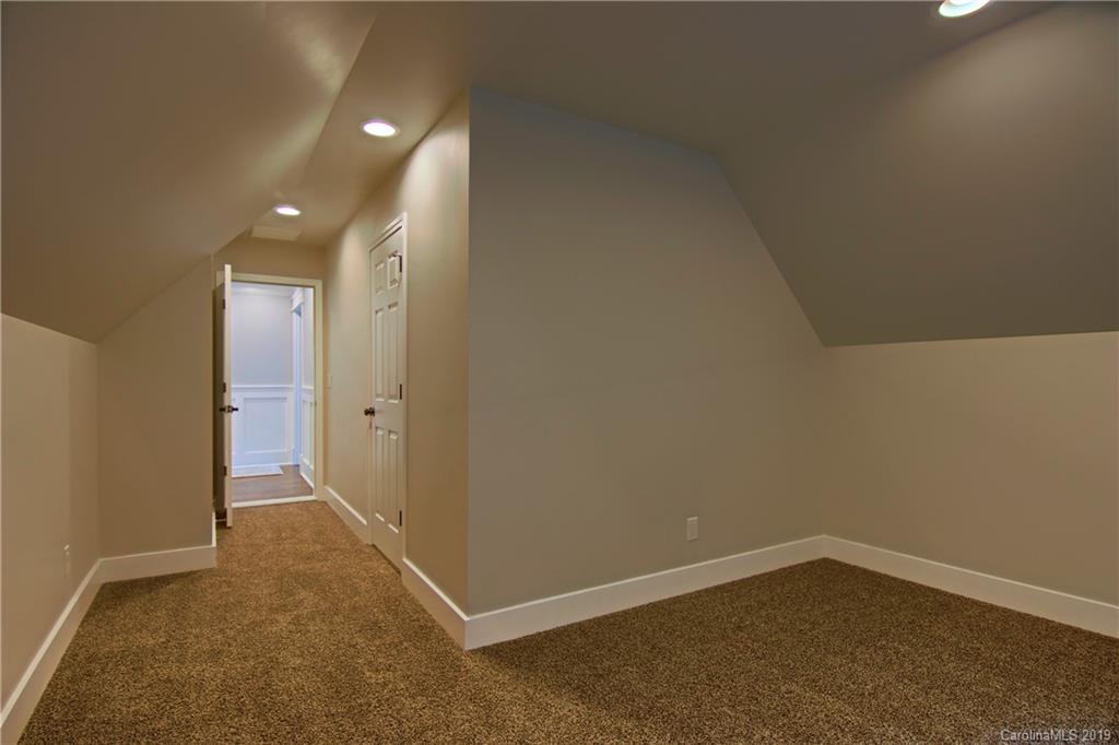 61 Mcintyre Drive Asheville NC 28803