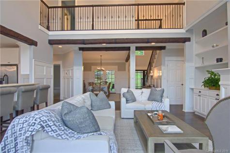 61 Mcintyre Drive Asheville NC 28803