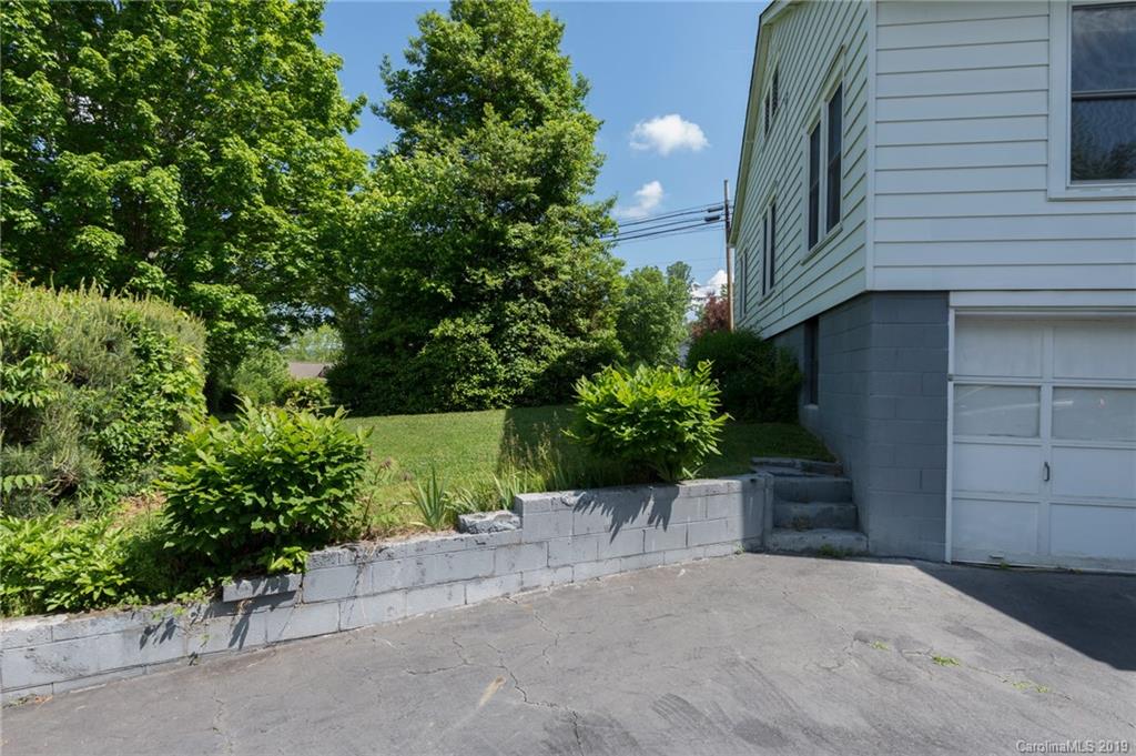 58 Deaverview Road Asheville NC 28806