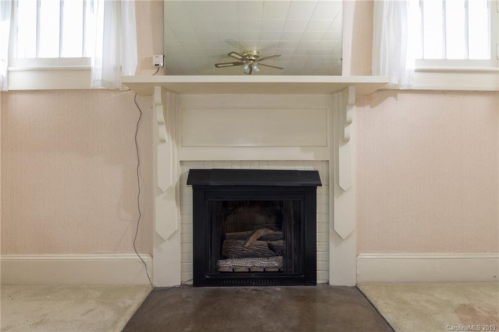58 Deaverview Road Asheville NC 28806