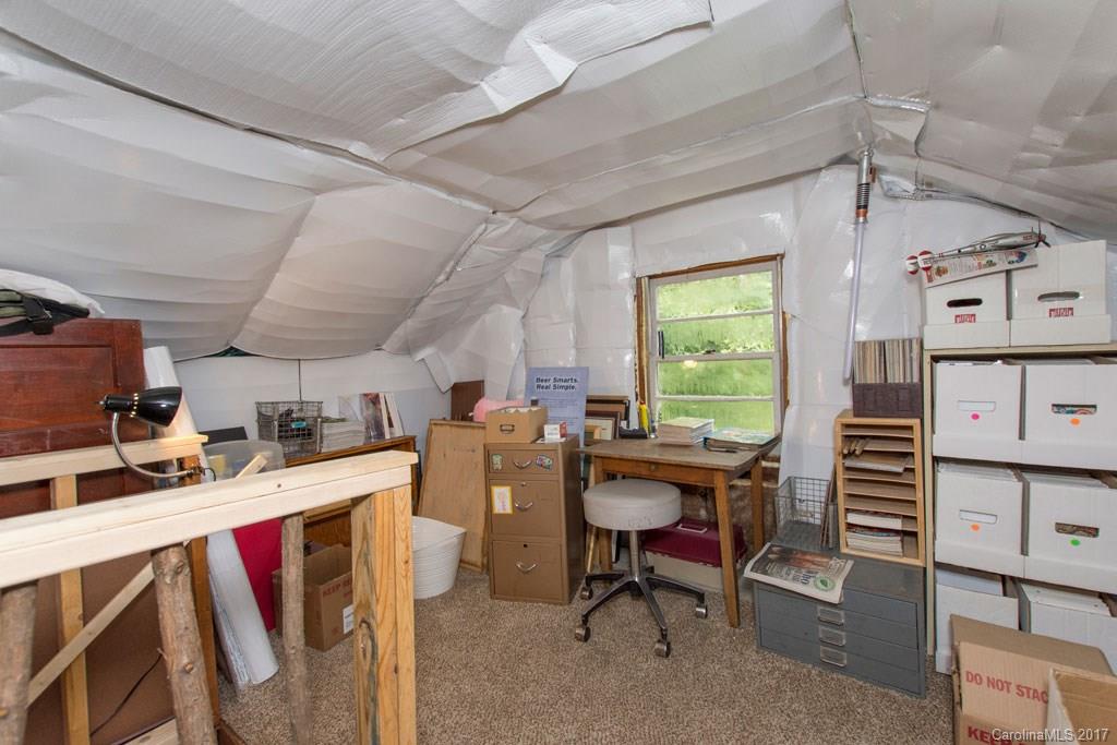 15 Ridgeway Drive Asheville NC 28806