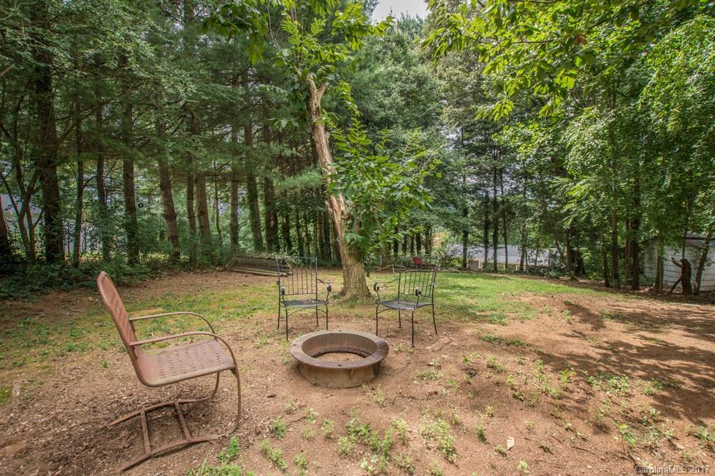 15 Ridgeway Drive Asheville NC 28806