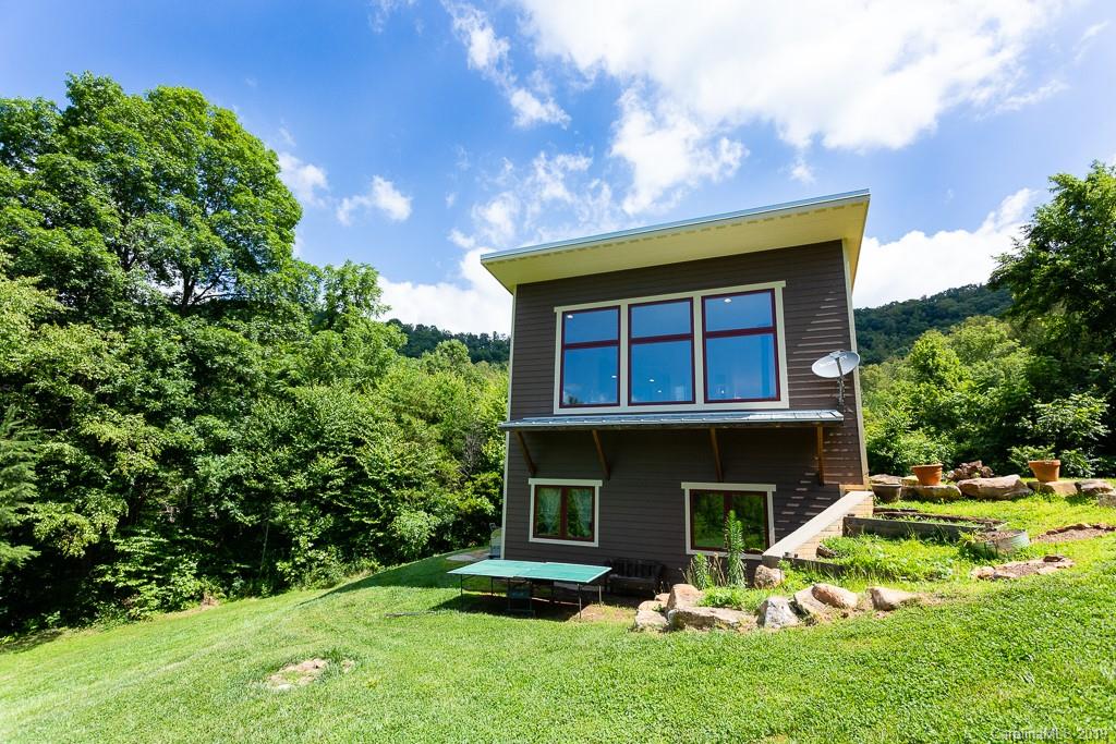 55 Gracefull Way Candler NC 28715