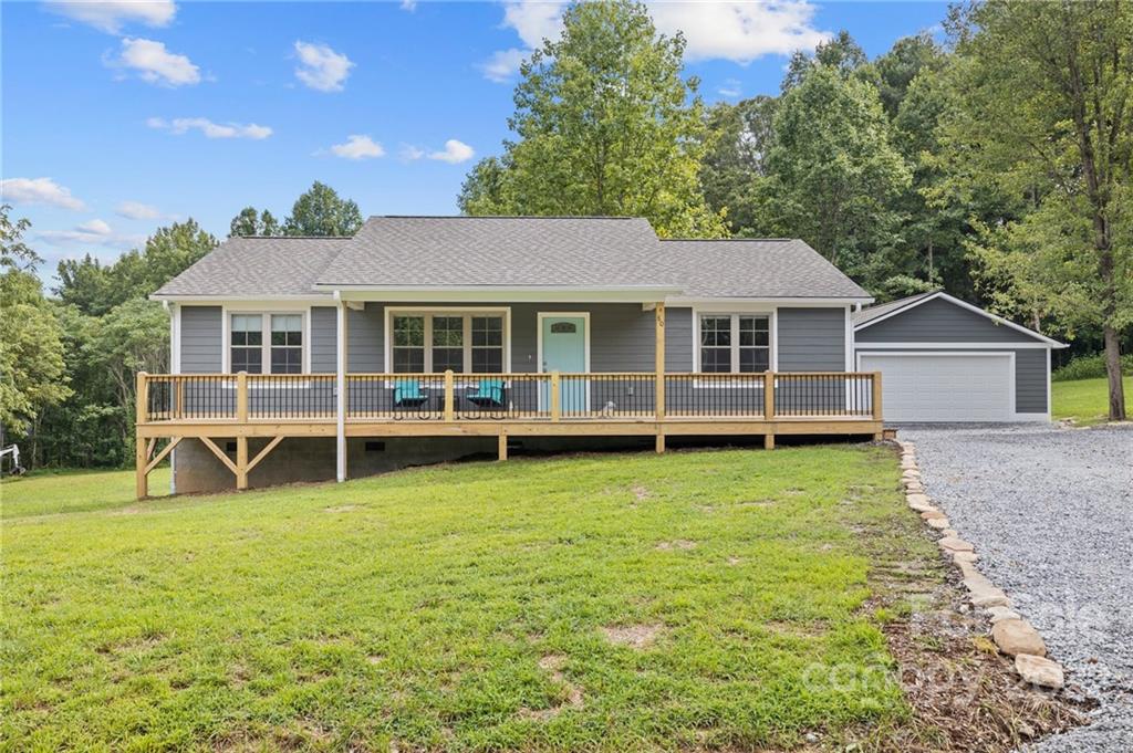 80 Walt Drive Hendersonville NC 28792