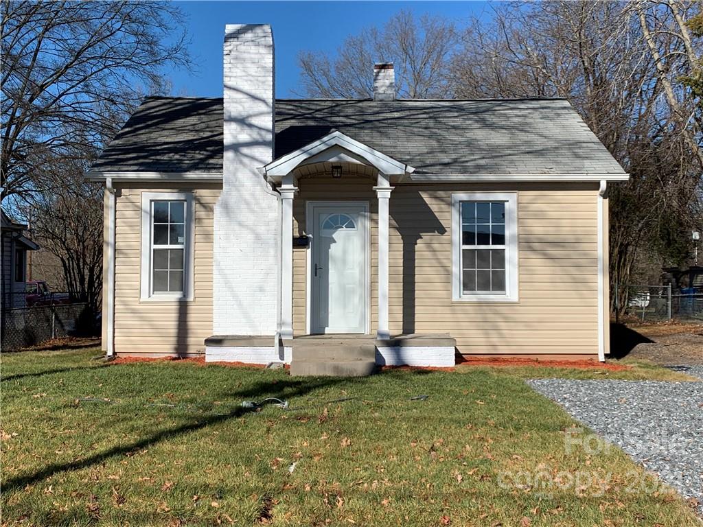 339 14th Avenue NE Hickory NC 28601