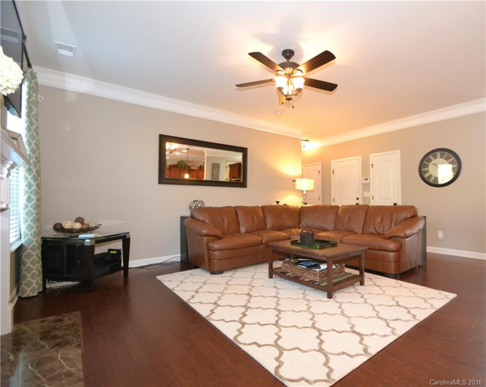 5020 El Molino Drive Charlotte NC 28214