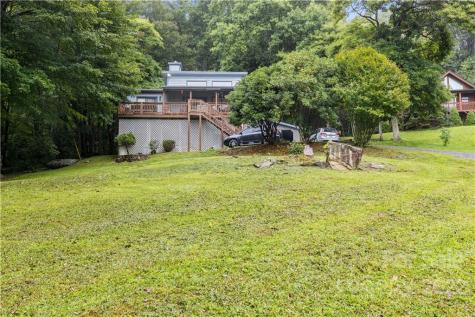 121 Apple Blossom Lane Maggie Valley NC 28751