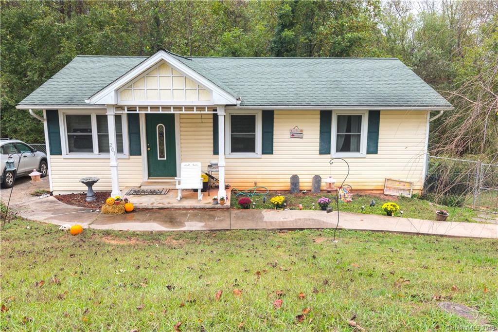 201 Lucky Street Marion NC 28752