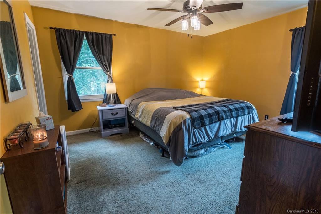 201 Lucky Street Marion NC 28752