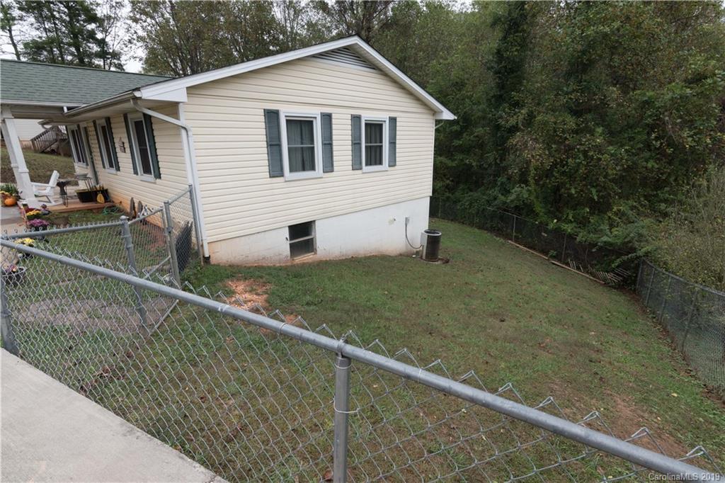 201 Lucky Street Marion NC 28752