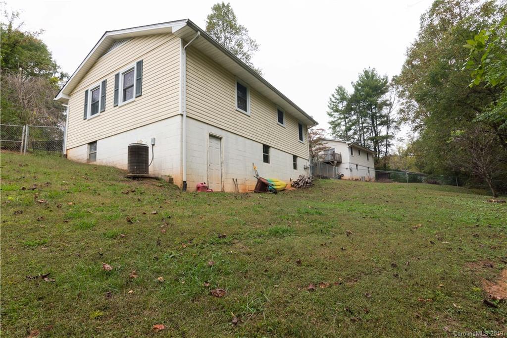 201 Lucky Street Marion NC 28752
