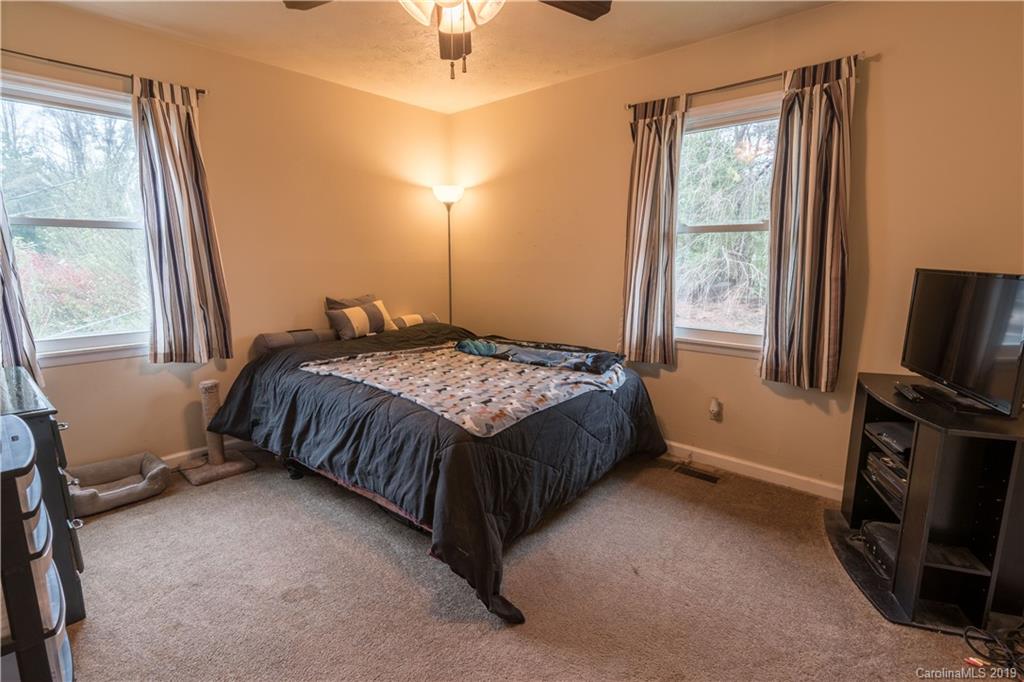 201 Lucky Street Marion NC 28752