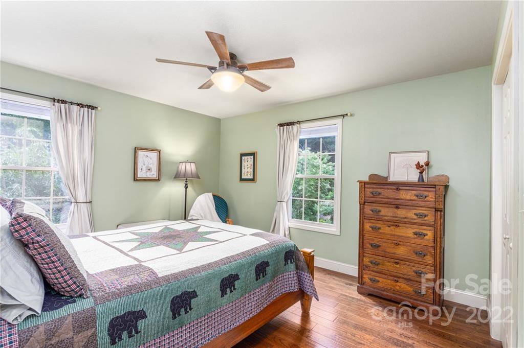 32 Hermitage Lane Weaverville NC 28787