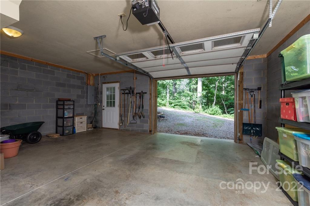 32 Hermitage Lane Weaverville NC 28787