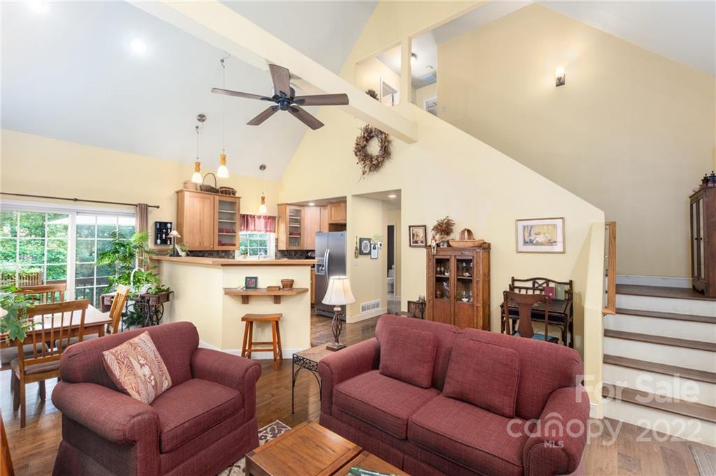 32 Hermitage Lane Weaverville NC 28787