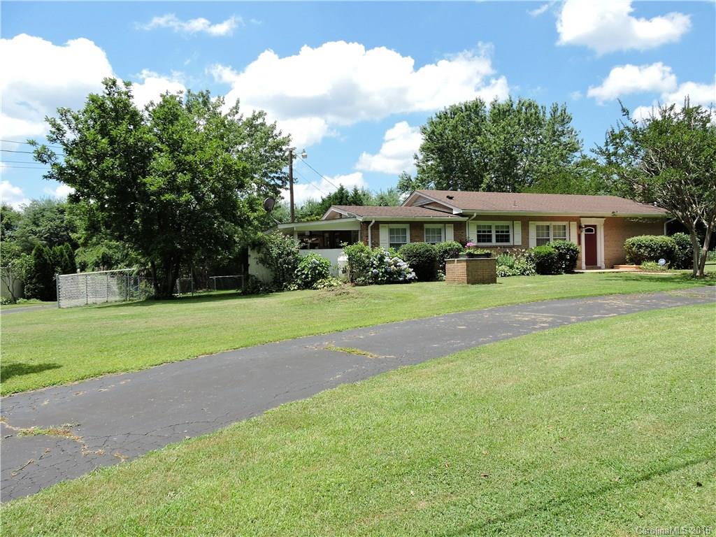 673 Oak Grove Road Flat Rock NC 28731